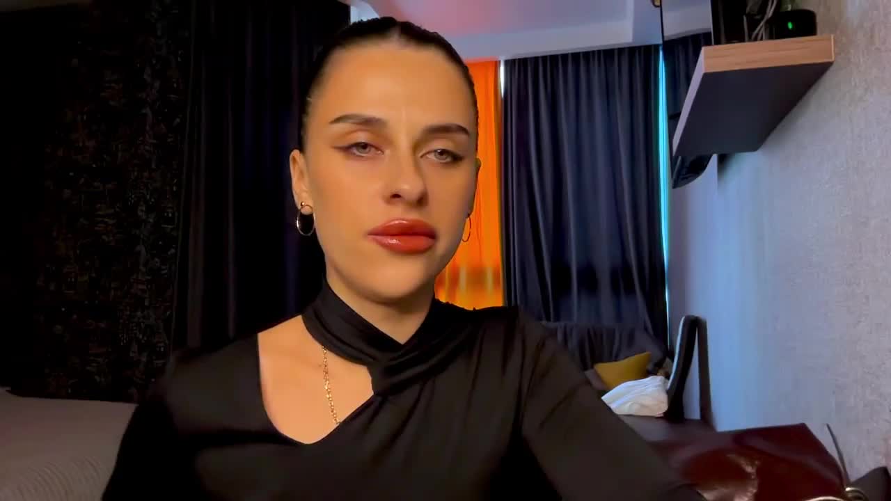 MariaValverdeee Cam Model Chat September 28, 2025