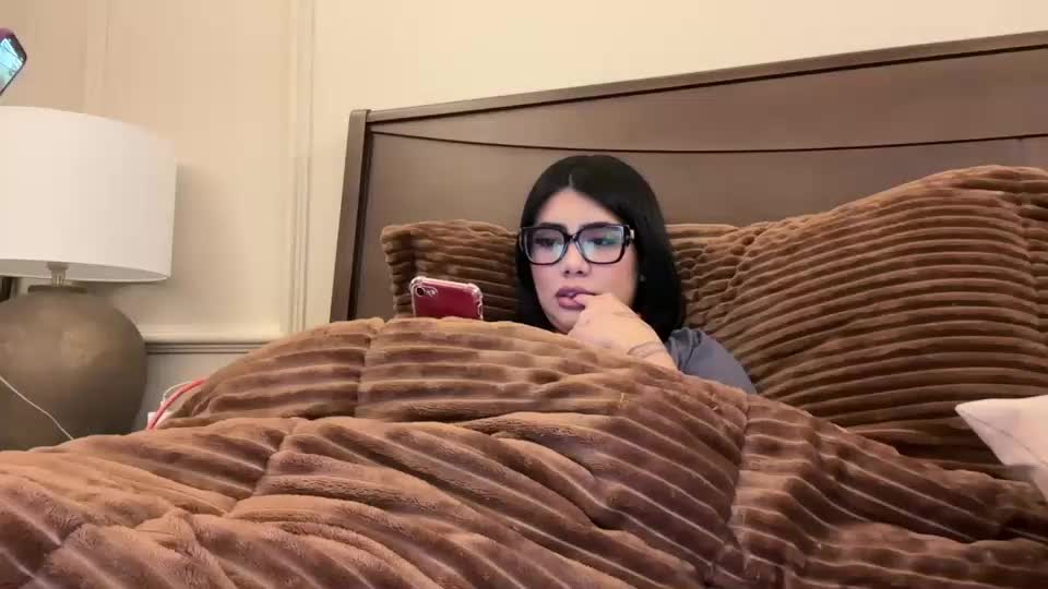 therealcamilabaddie Cam Model Chat September 28, 2025