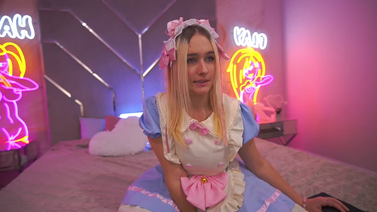 LilElfie Cam Model Chat September 28, 2025