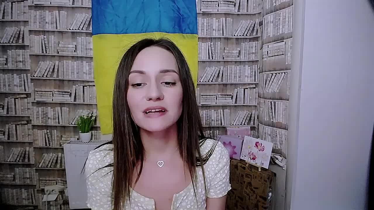 Lina_Star_S Cam Model Chat September 28, 2025