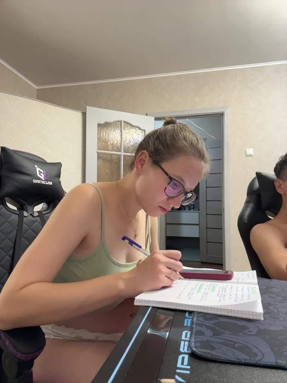 ANASTEIK Cam Model Chat September 28, 2025