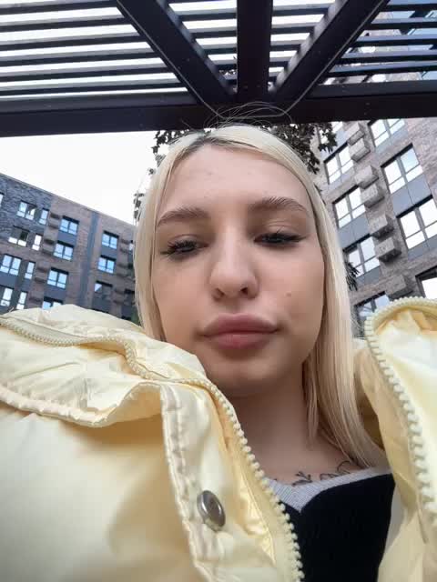 -Alexa-999- Cam Model Chat September 28, 2025