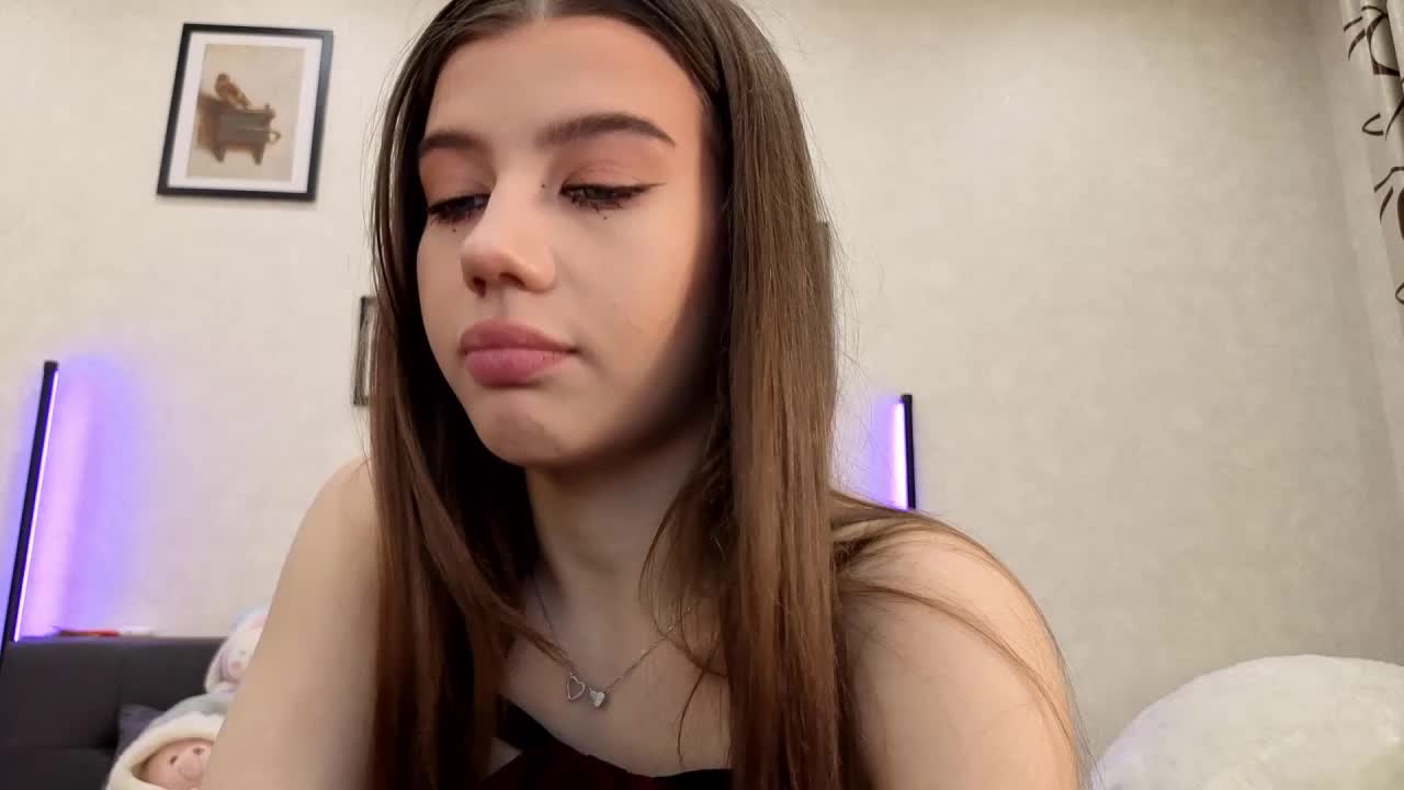 dolly_ll Cam Model Chat September 28, 2025