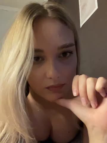 Alisa_Rise Cam Model Chat September 28, 2025