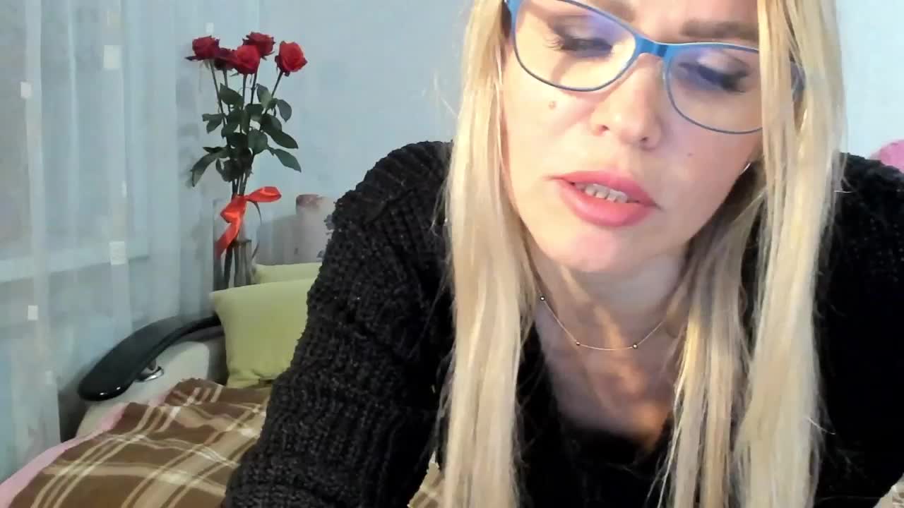 Lisa1225 Cam Model Chat September 28, 2025