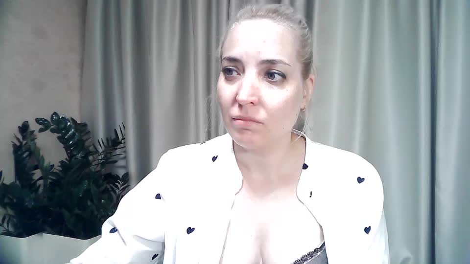 mariska-kiska Cam Model Chat September 28, 2025