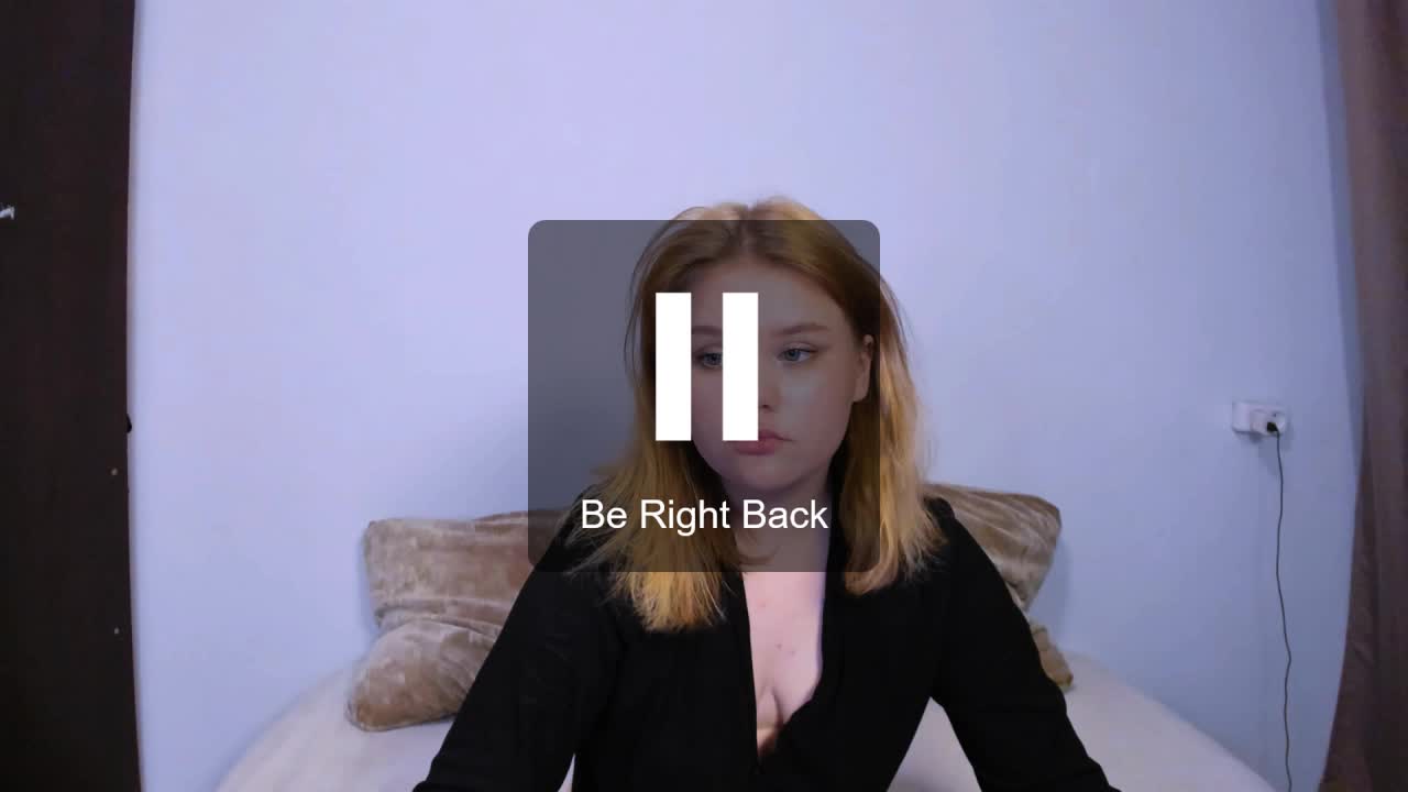 LaseyMoon Cam Model Chat September 28, 2025