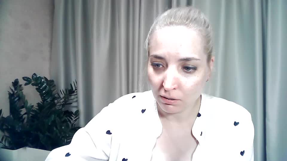 mariska-kiska Cam Model Chat September 28, 2025