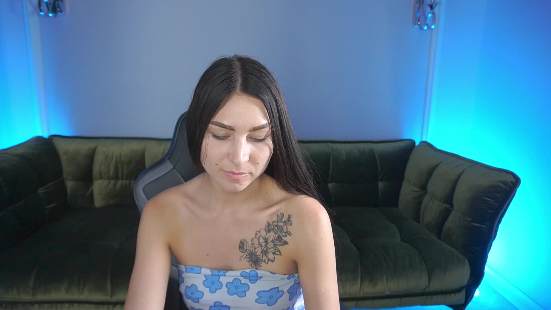 EliseVelour Cam Model Chat September 28, 2025