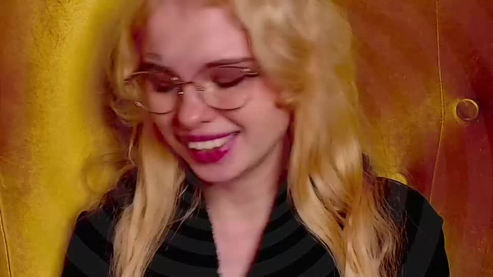 missslola Cam Model Chat September 28, 2025