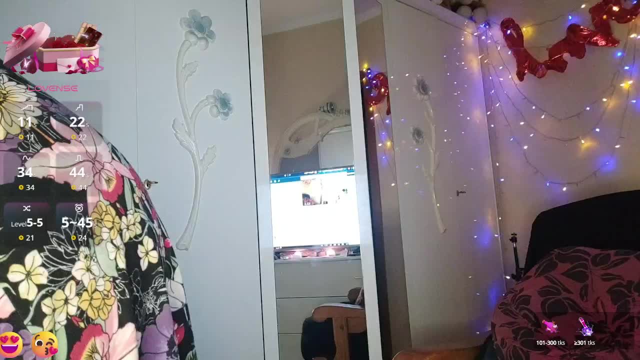 brunetochka77 Cam Model Chat September 29, 2025