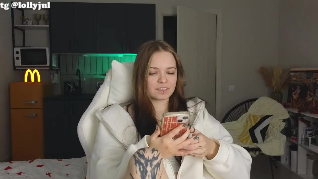 doll_lol_ Cam Model Chat September 29, 2025