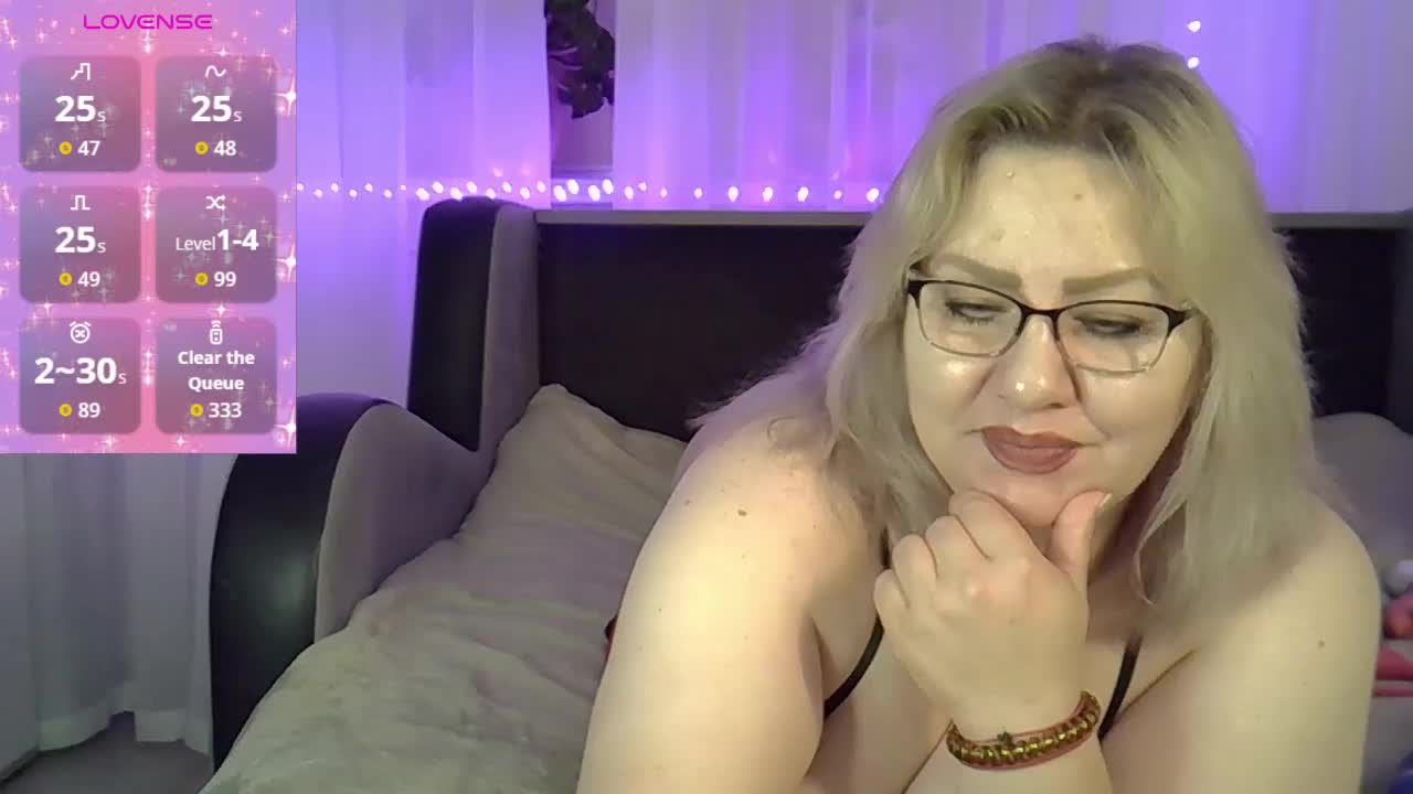 AngelinaGlam Cam Model Chat September 29, 2025