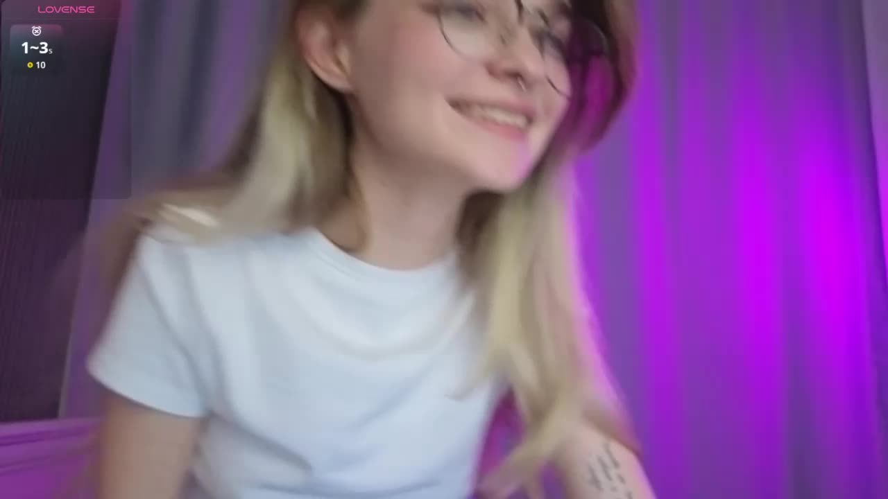 vialeta-baby Cam Model Chat September 29, 2025