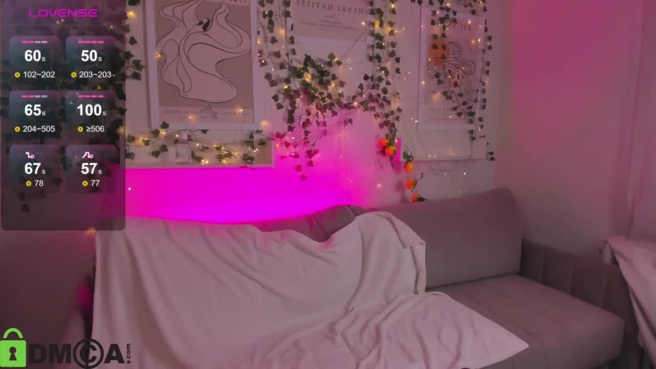 Sara-Moor Cam Model Chat September 29, 2025