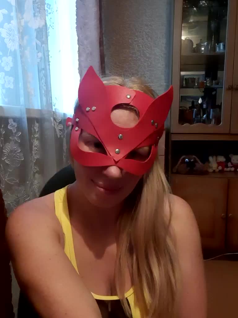 -nelya- Cam Model Chat September 29, 2025