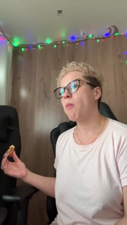 MrMrsRight Cam Model Chat September 29, 2025