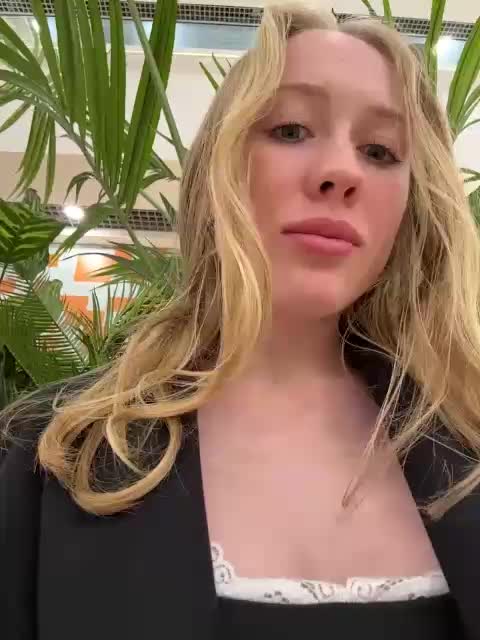 LiiBaby Cam Model Chat September 29, 2025