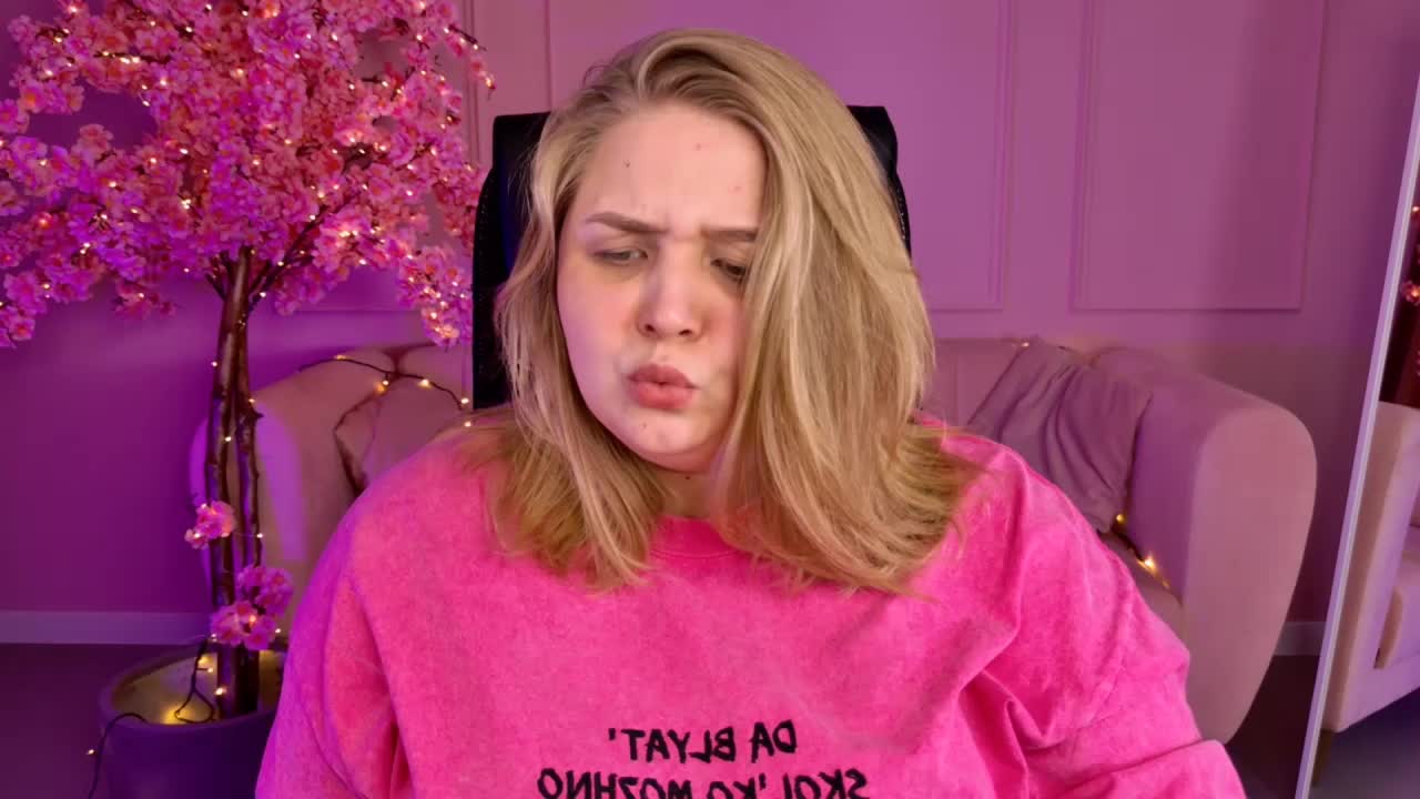 SladaDell Cam Model Chat September 29, 2025