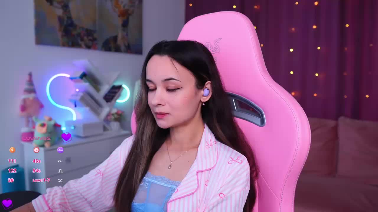 JuicyAngel Cam Model Chat September 29, 2025