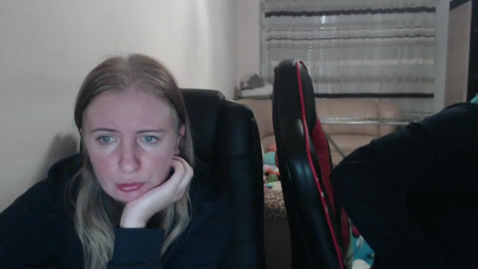 jenisandpeter Cam Model Chat September 29, 2025