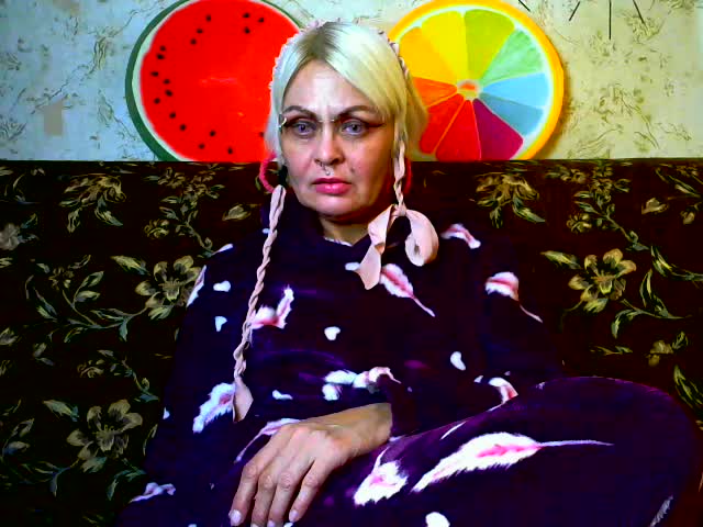 Gardener_of_Illusions Cam Model Chat September 29, 2025