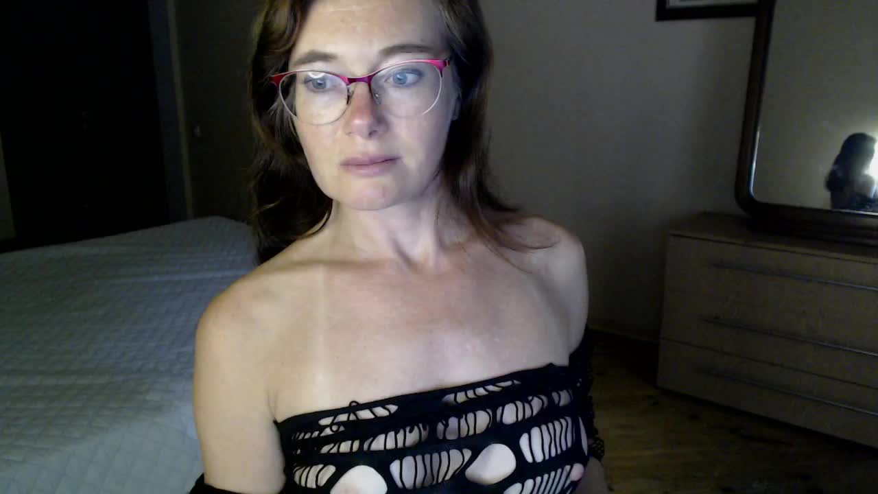 Viorica Cam Model Chat September 29, 2025