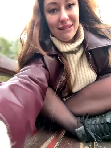 AndreaMood Cam Model Chat September 29, 2025