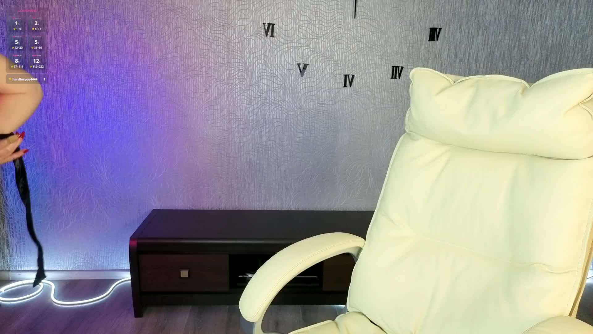 NikaStill Cam Model Chat September 29, 2025