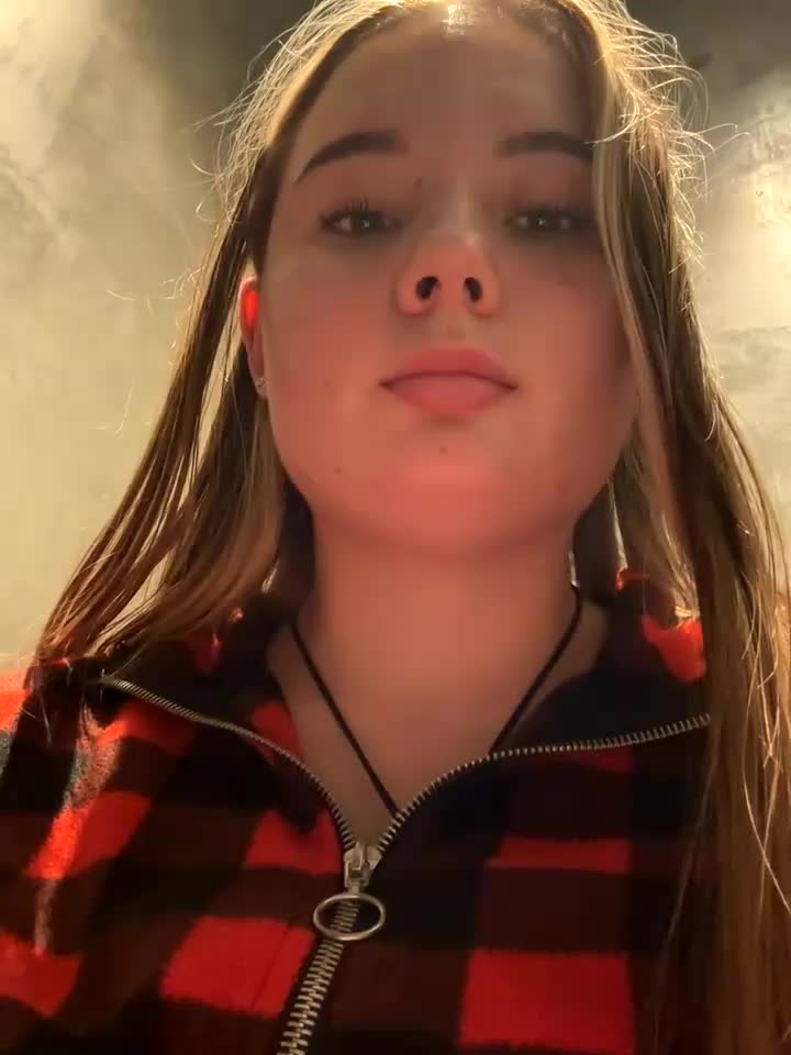 StephanieMur Cam Model Chat September 29, 2025