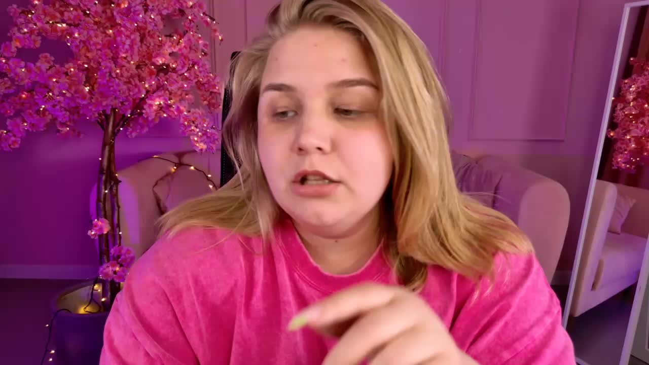 SladaDell Cam Model Chat September 29, 2025