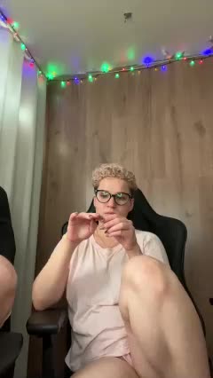 -Mint Cam Model Chat September 29, 2025