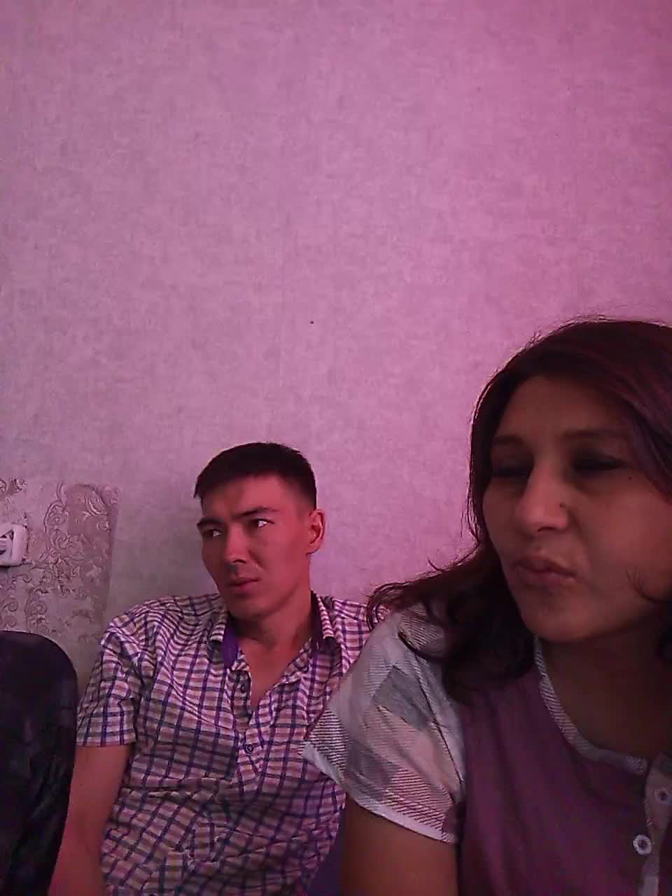 Mary-and-Max Cam Model Chat September 29, 2025