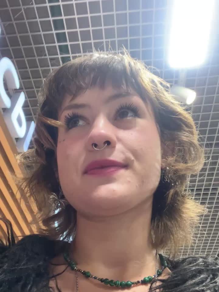 what_is_the_sun Cam Model Chat September 29, 2025