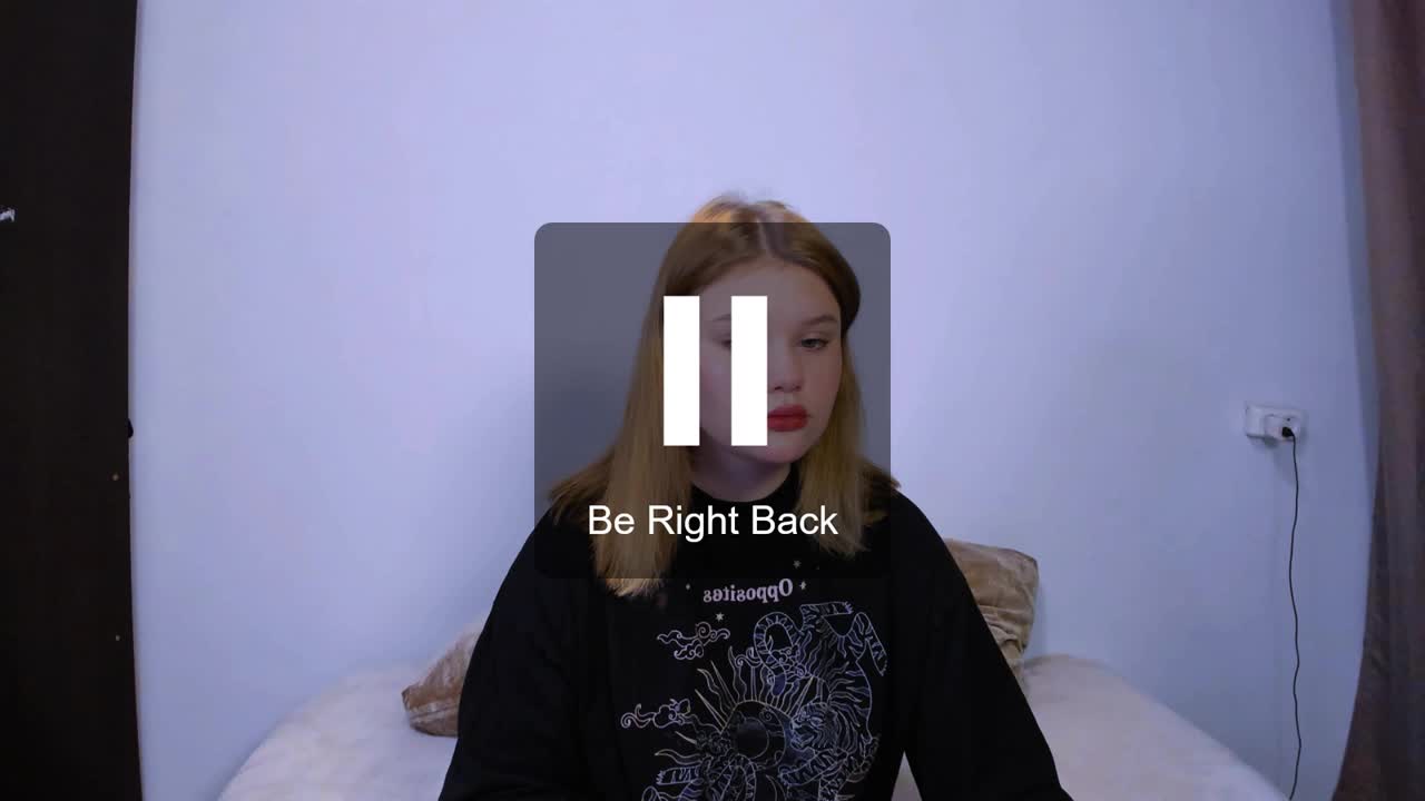 LaseyMoon Cam Model Chat September 29, 2025