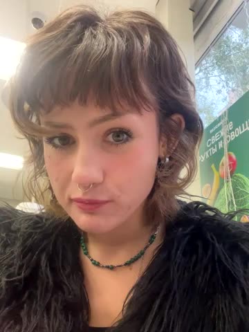 what_is_the_sun Cam Model Chat September 29, 2025