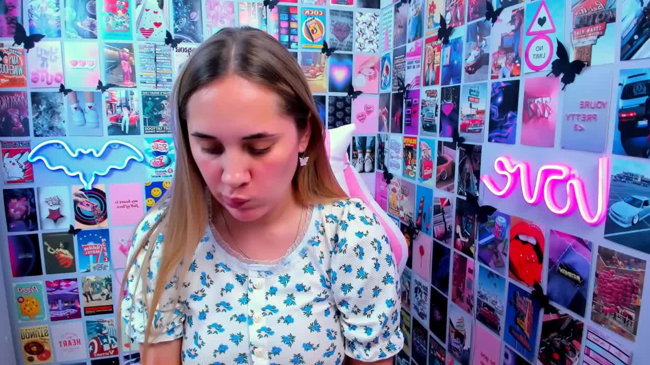 MiaMilas Cam Model Chat September 29, 2025