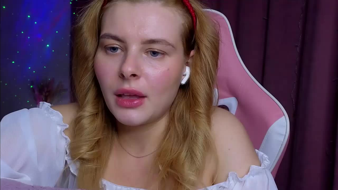 Day-off Cam Model Chat September 29, 2025