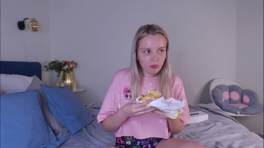 tinasiner Cam Model Chat September 29, 2025