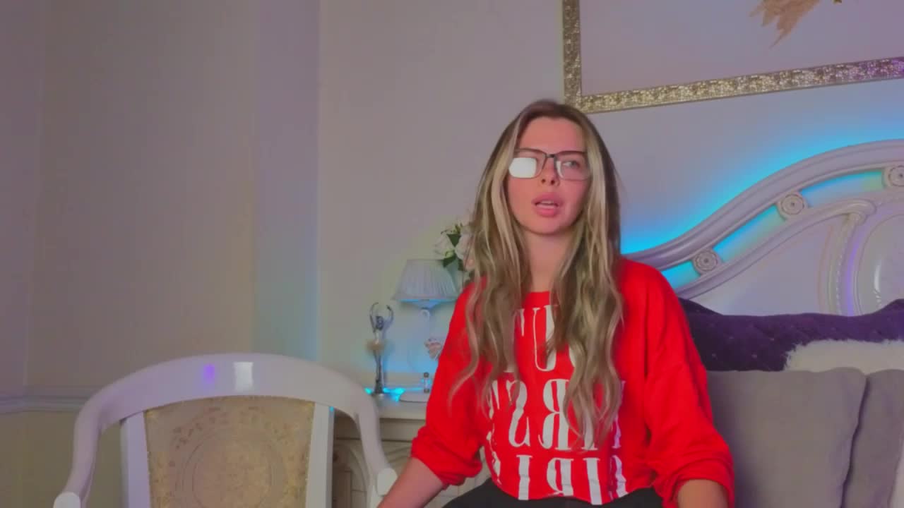 Real_Tini Cam Model Chat September 30, 2025