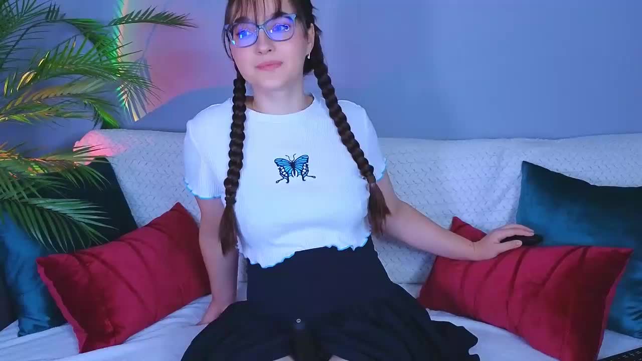 TessaDoll Cam Model Chat September 30, 2025