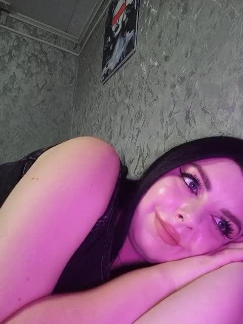 Nata17-1 Cam Model Chat September 30, 2025