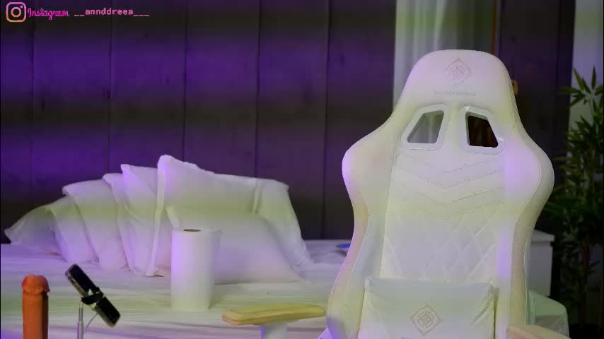 perfectt33n Cam Model Chat September 30, 2025