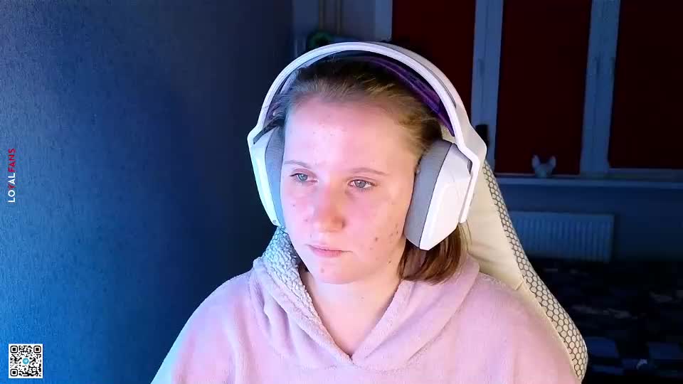 moon_avengers Cam Model Chat September 30, 2025