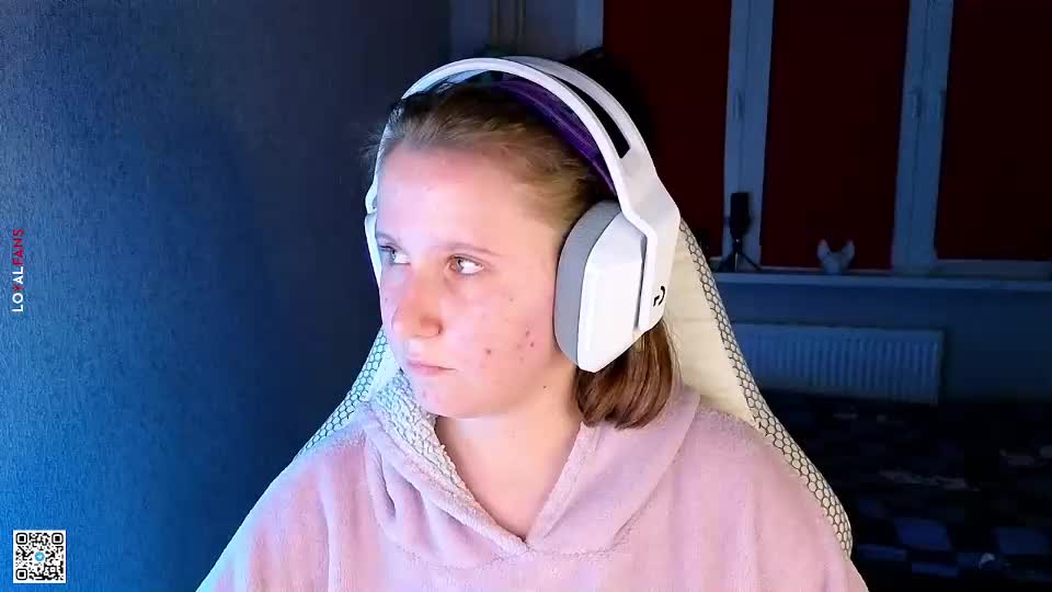 moon_avengers Cam Model Chat September 30, 2025