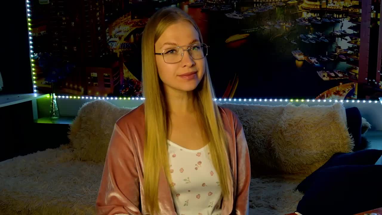 pusyavykusya Cam Model Chat September 30, 2025