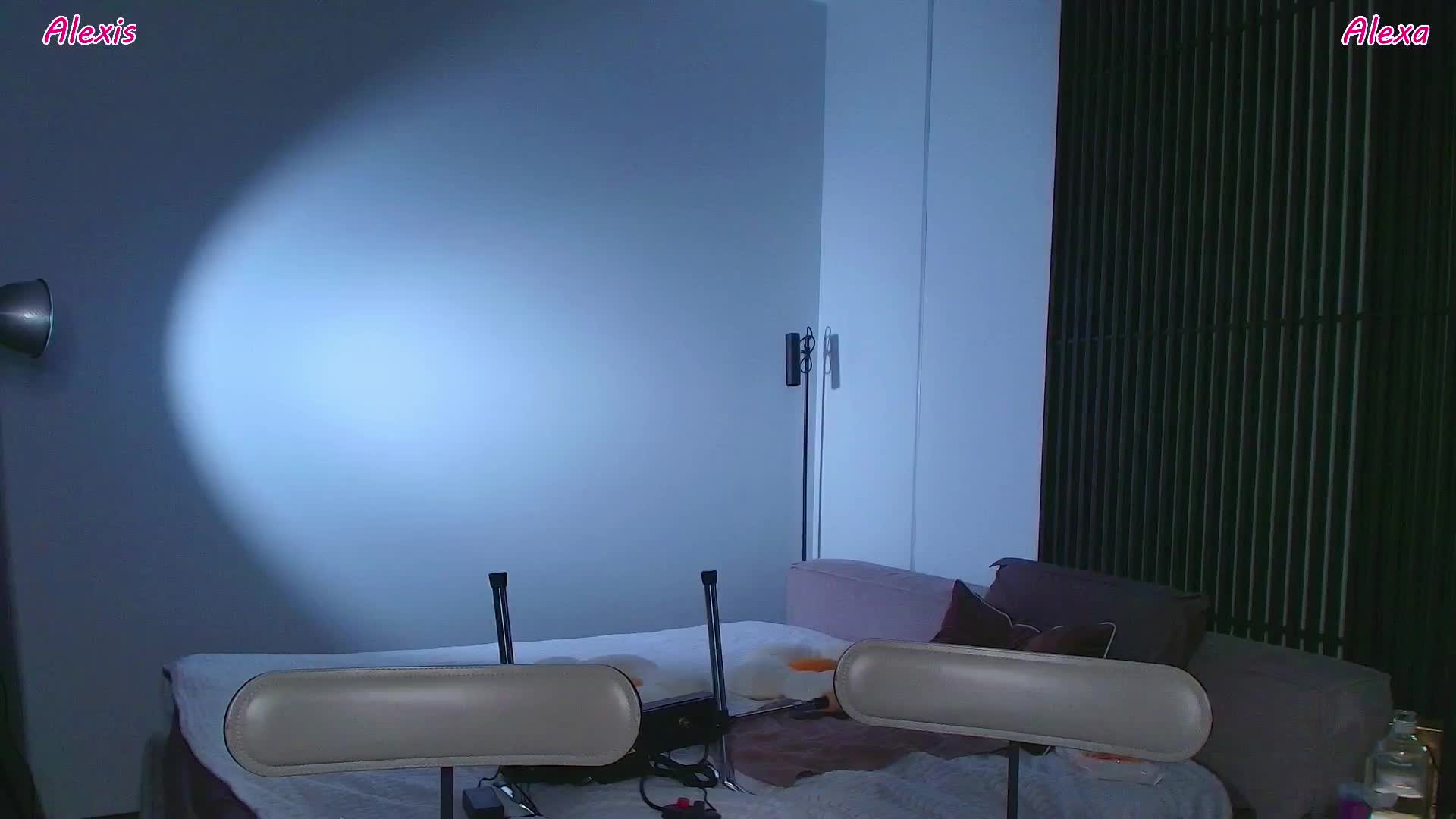 AlexisGrays Cam Model Chat September 30, 2025