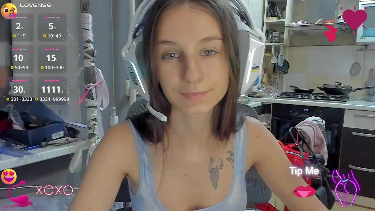 _Nika_Kik Cam Model Chat September 30, 2025