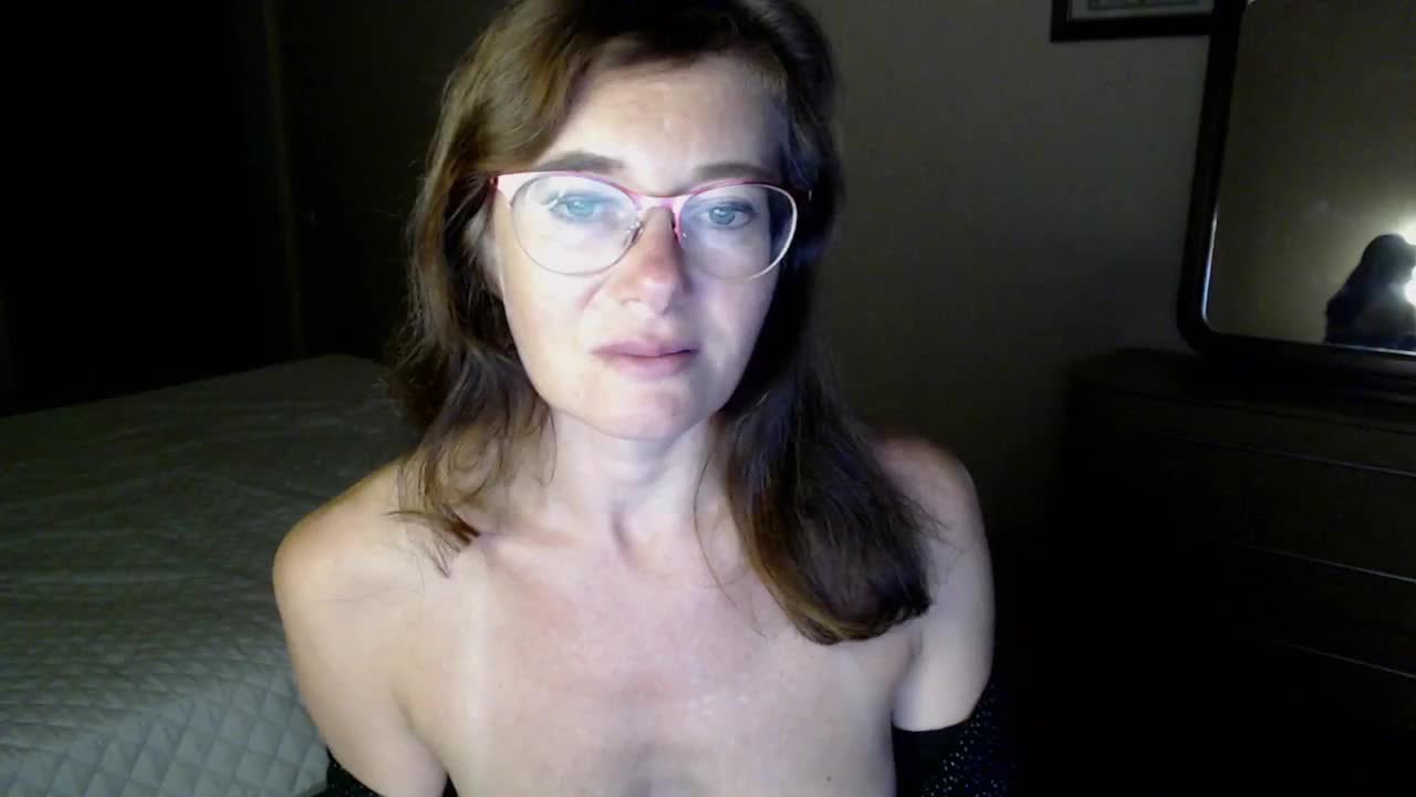 Viorica Cam Model Chat September 30, 2025