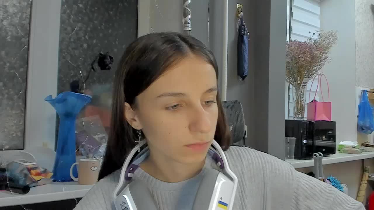 _Nika_Kik Cam Model Chat September 30, 2025